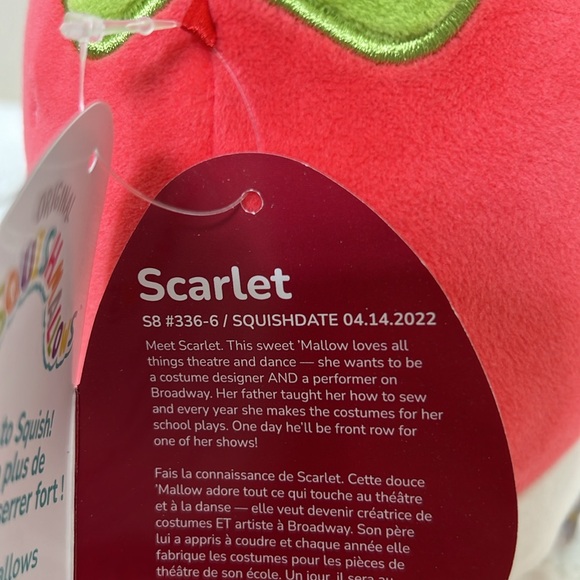 SQUISHMALLOWS 'SCARLET' 8 INCH WHITE CHOCOLATE STRAWBERRY - Picture 4 of 4